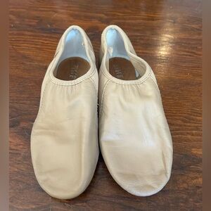 Ballet shoes